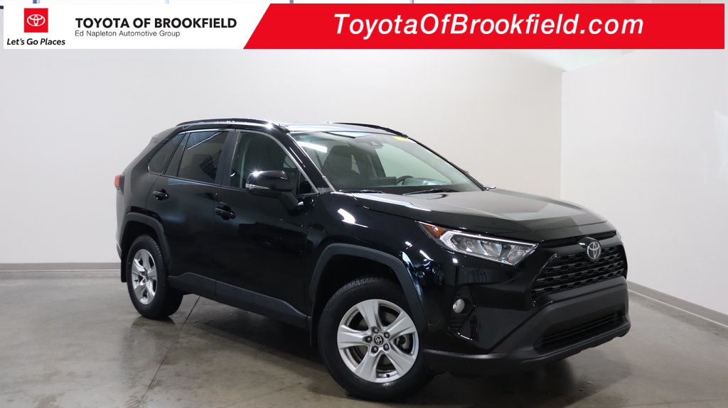 2021 Toyota RAV4 XLE 1