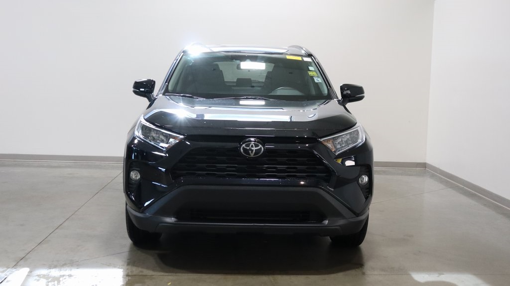 2021 Toyota RAV4 XLE 2