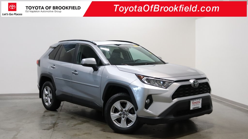 2019 Toyota RAV4 XLE 1