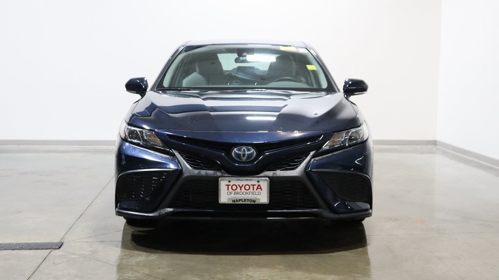 2021 Toyota Camry Hybrid SE 2