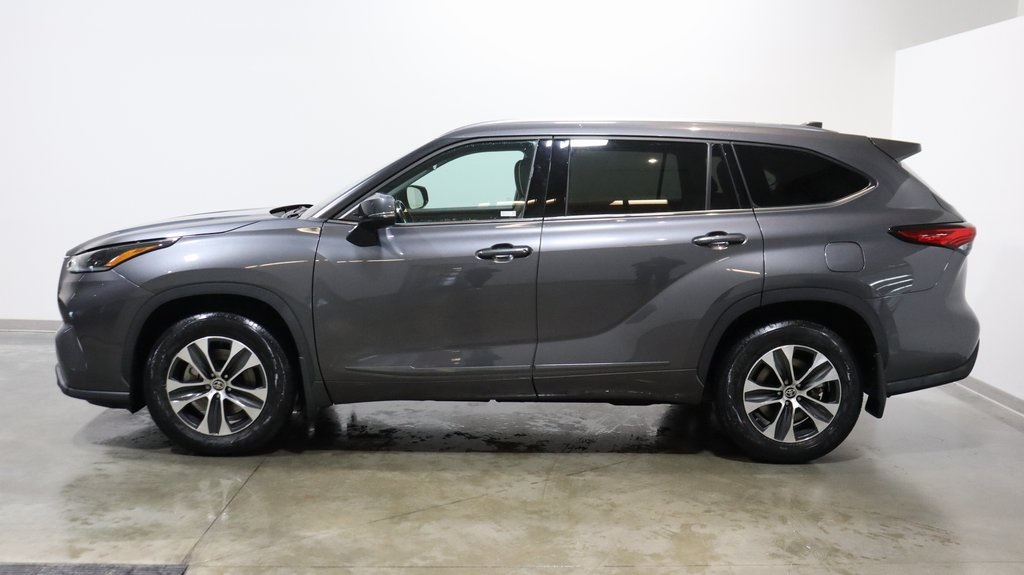 2021 Toyota Highlander XLE 4