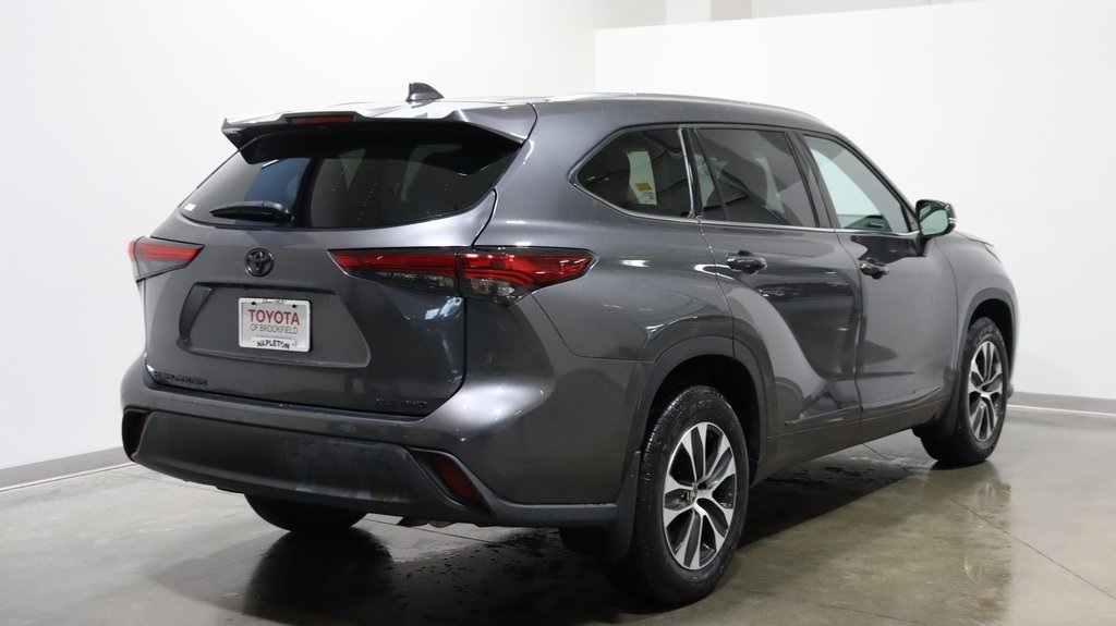 2021 Toyota Highlander XLE 7