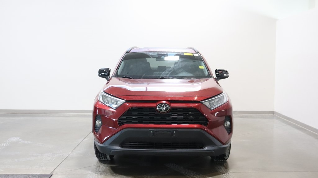 2019 Toyota RAV4 XLE 2