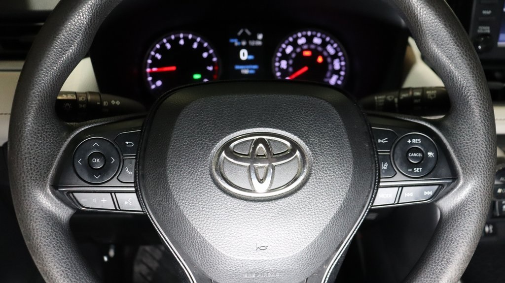 2019 Toyota RAV4 XLE 12