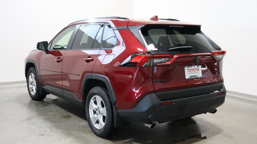 2021 Toyota RAV4 XLE 5