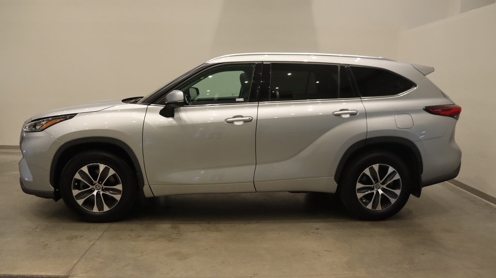 2020 Toyota Highlander XLE 4