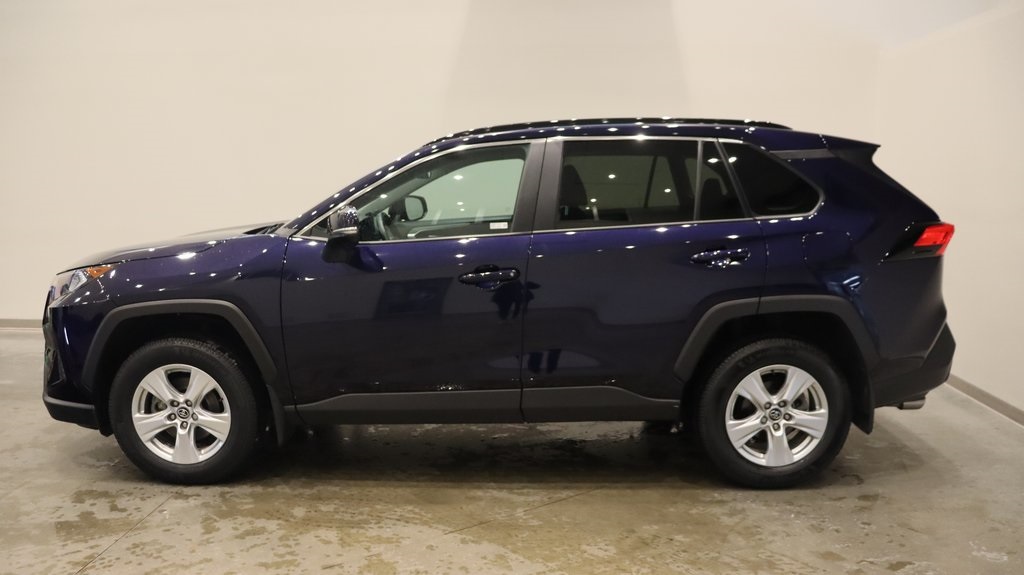 2020 Toyota RAV4 XLE 4