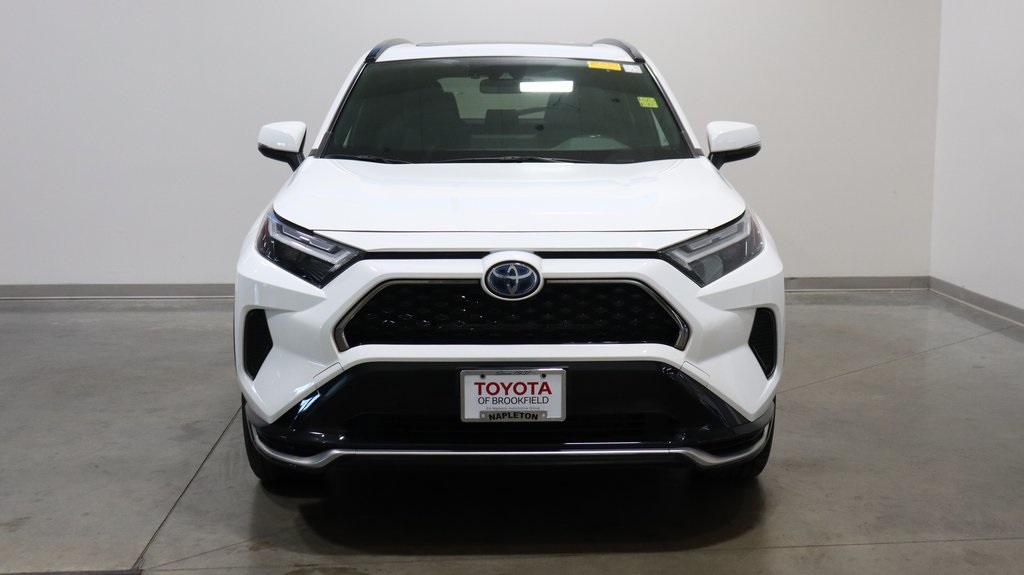 2022 Toyota RAV4 Prime SE 2