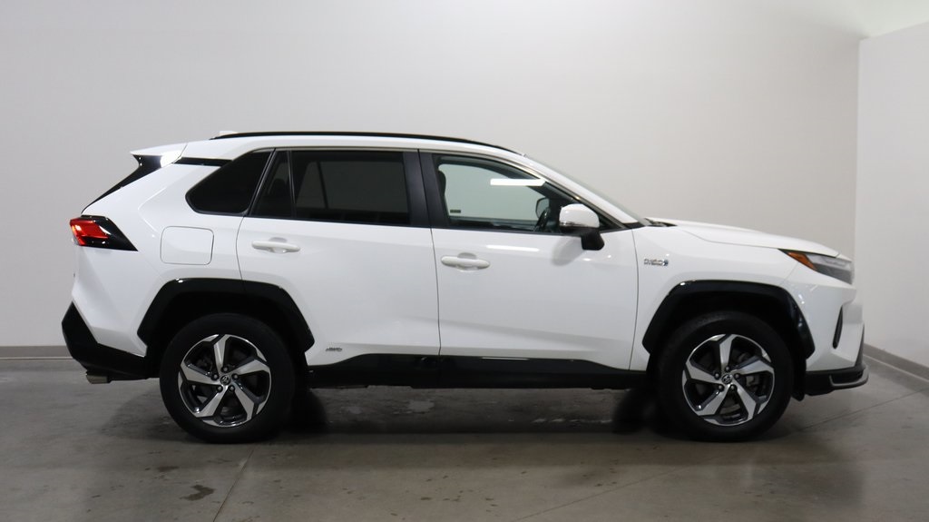 2022 Toyota RAV4 Prime SE 8