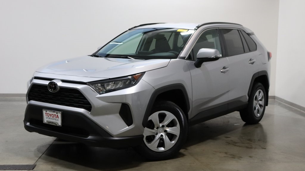 2021 Toyota RAV4 LE 3