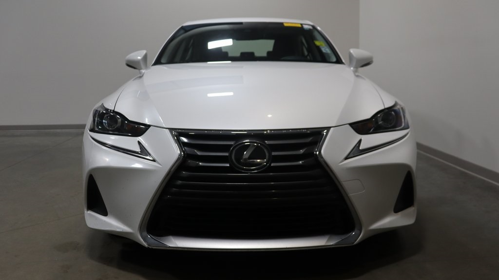 2017 Lexus IS 300 2