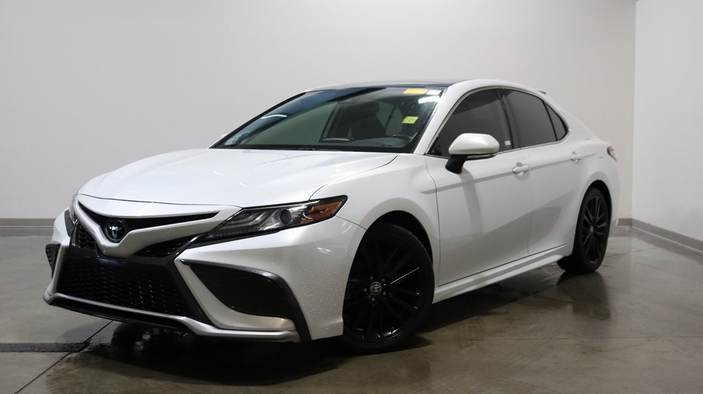 2022 Toyota Camry XSE 3