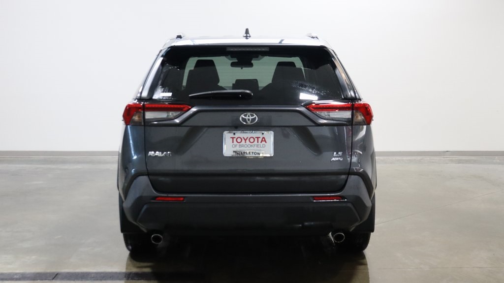 2021 Toyota RAV4 LE 6