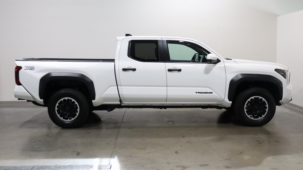 2024 Toyota Tacoma TRD Off-Road 8