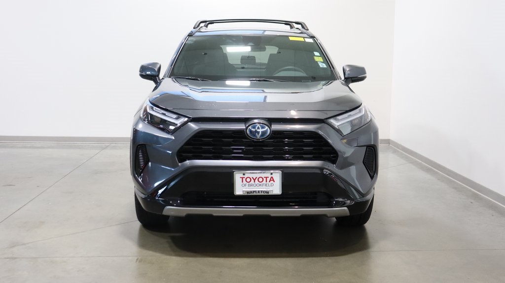 2024 Toyota RAV4 Hybrid SE 2