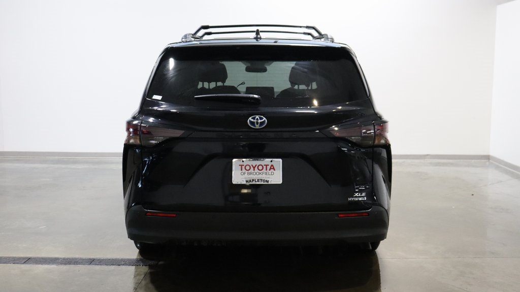 2024 Toyota Sienna XLE 6