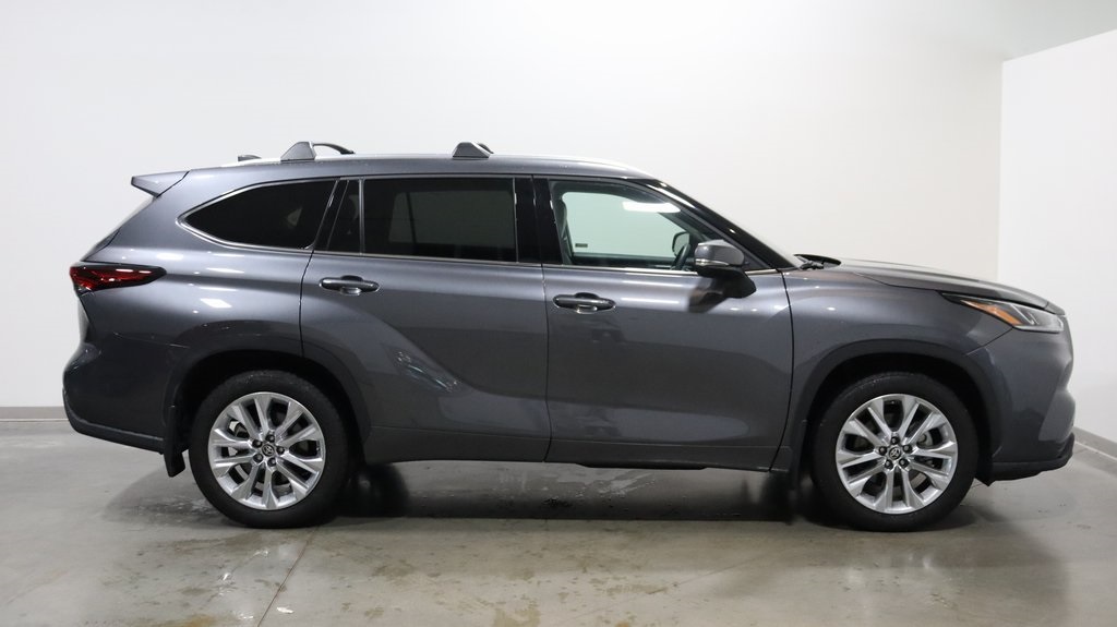 2024 Toyota Highlander Limited 8