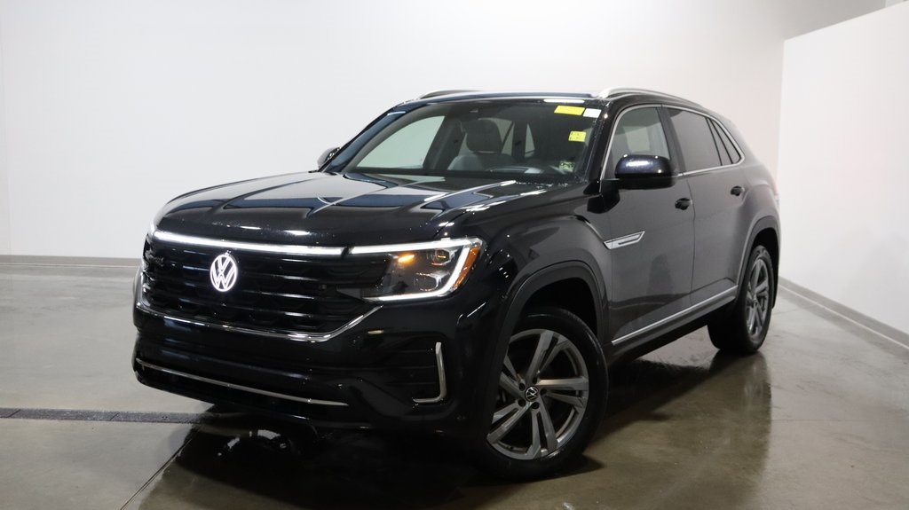 2024 Volkswagen Atlas Cross Sport 2.0T SEL R-Line 3