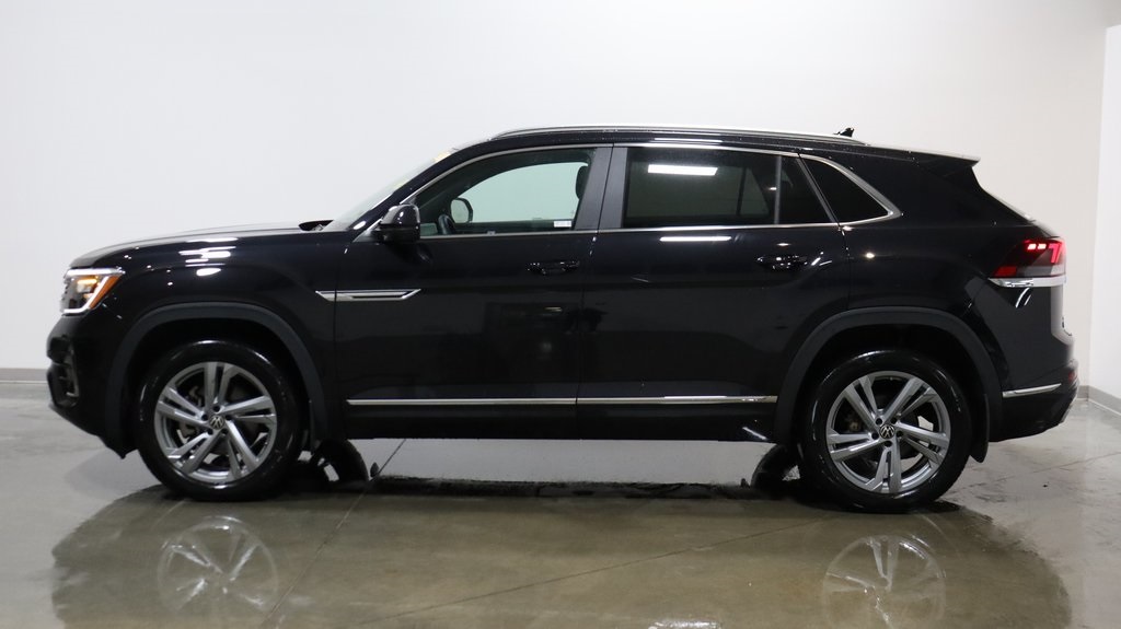 2024 Volkswagen Atlas Cross Sport 2.0T SEL R-Line 4