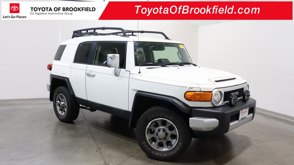 2013 Toyota FJ Cruiser Base 1