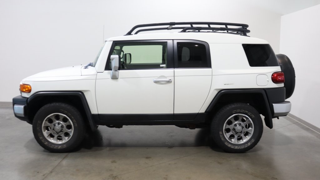 2013 Toyota FJ Cruiser Base 4