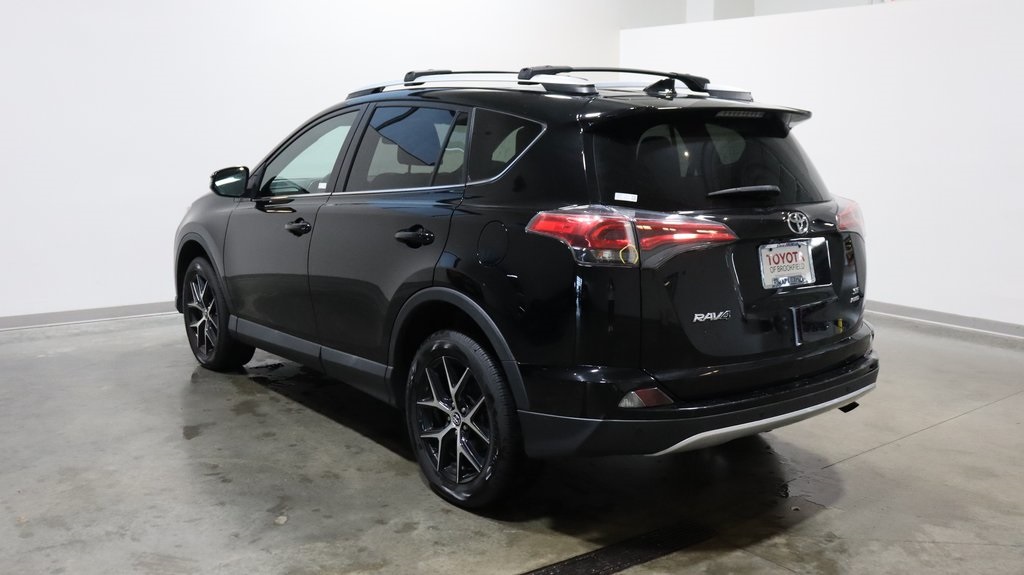 2016 Toyota RAV4 SE 5