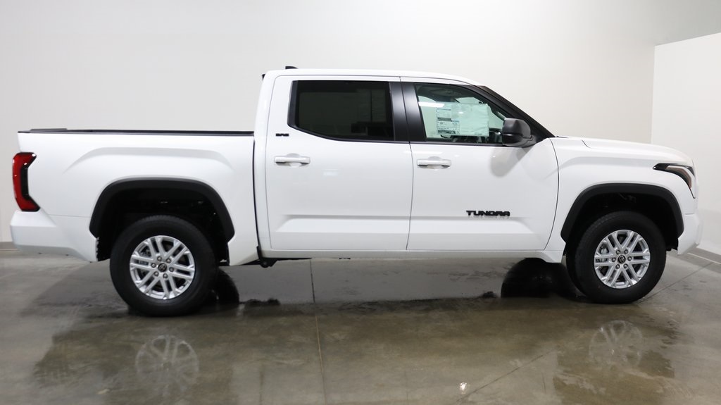 2024 Toyota Tundra SR5 8