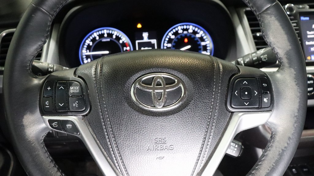 2015 Toyota Highlander Limited 12