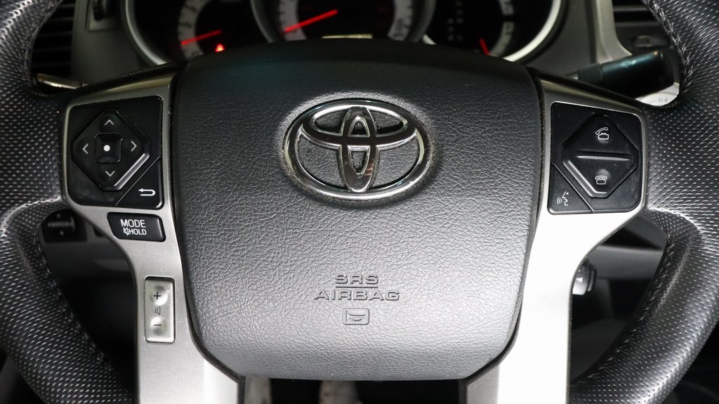 2015 Toyota Tacoma Base 12