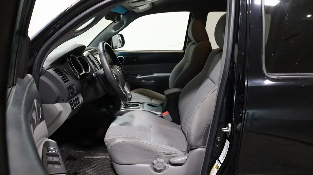 2015 Toyota Tacoma Base 20