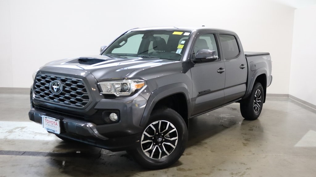 2021 Toyota Tacoma TRD Sport 3