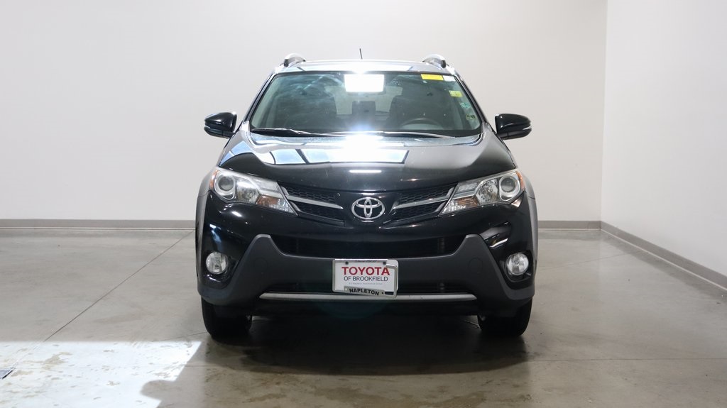 2015 Toyota RAV4 XLE 2