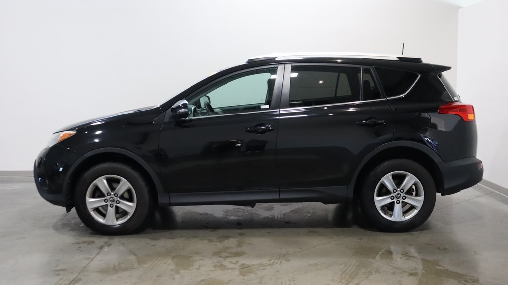 2015 Toyota RAV4 XLE 4