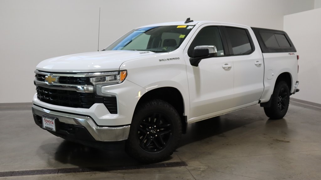 2023 Chevrolet Silverado 1500 LT 3