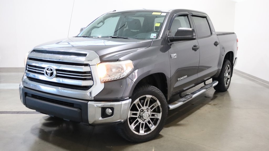 2016 Toyota Tundra SR5 3