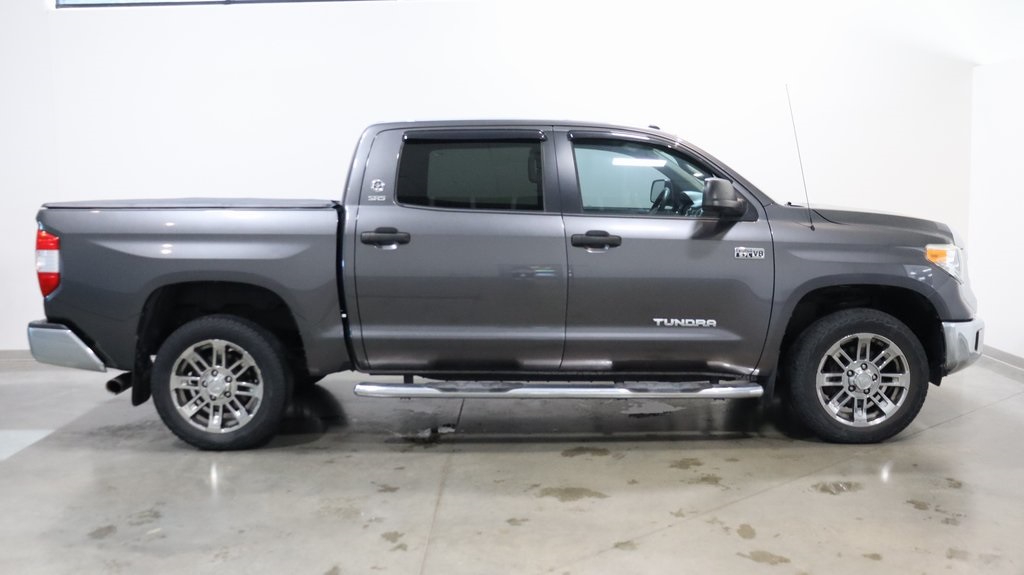 2016 Toyota Tundra SR5 8