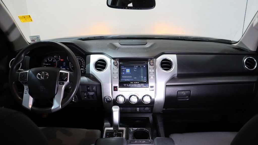 2016 Toyota Tundra SR5 11