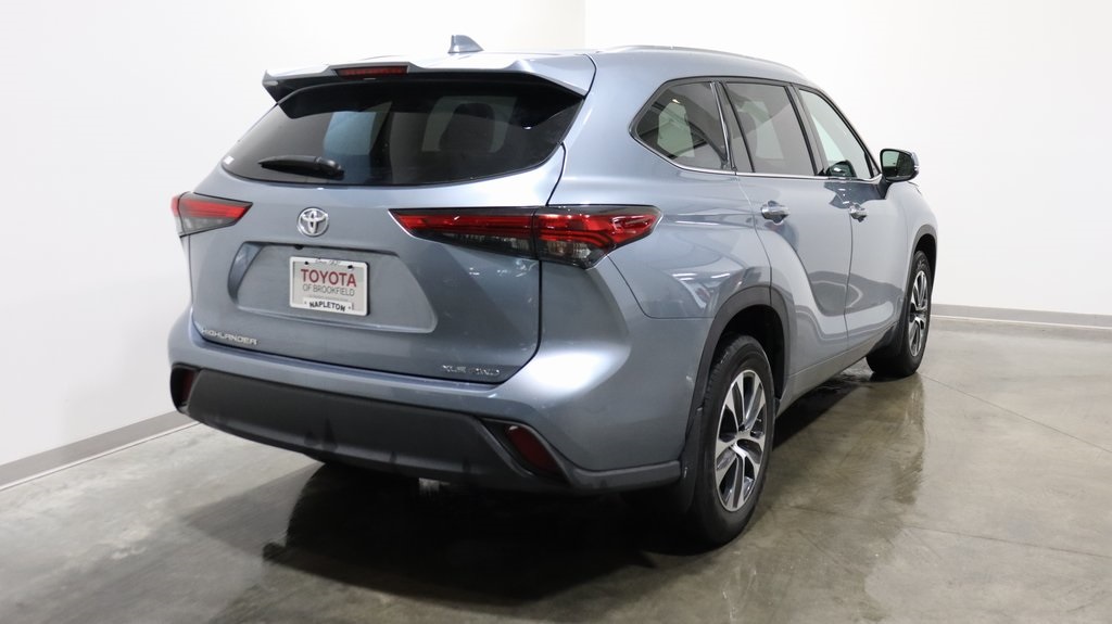 2021 Toyota Highlander XLE 7