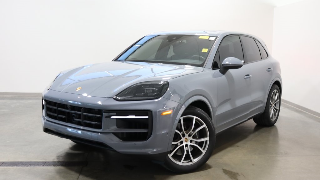 2024 Porsche Cayenne Base 3