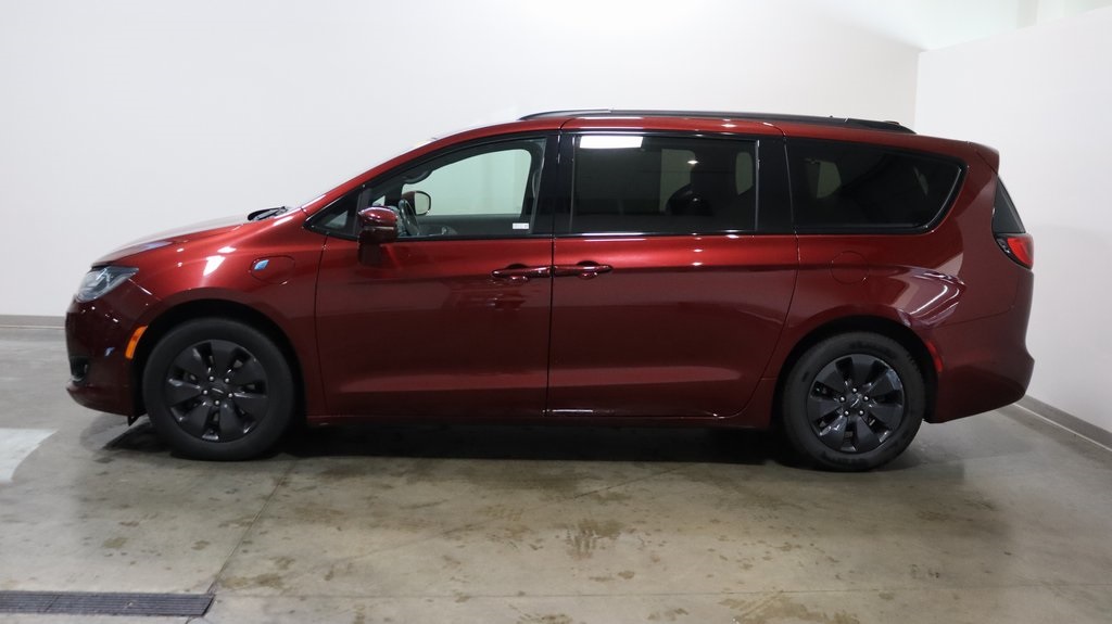 2020 Chrysler Pacifica Hybrid Limited 4