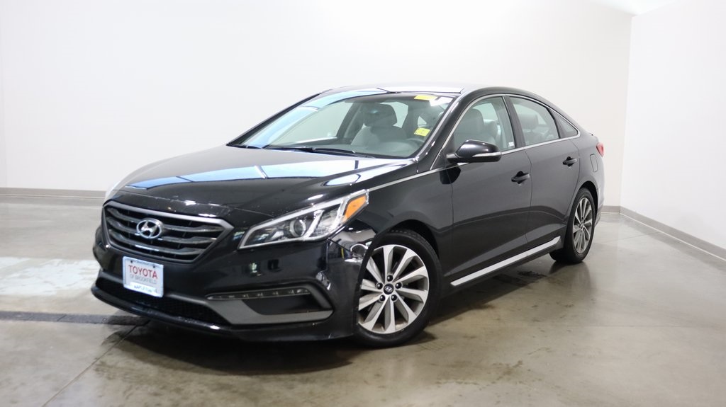 2015 Hyundai Sonata Sport 3