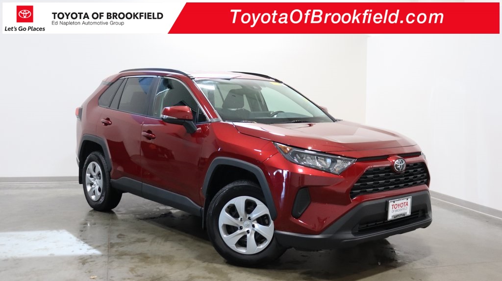 2021 Toyota RAV4 LE 1