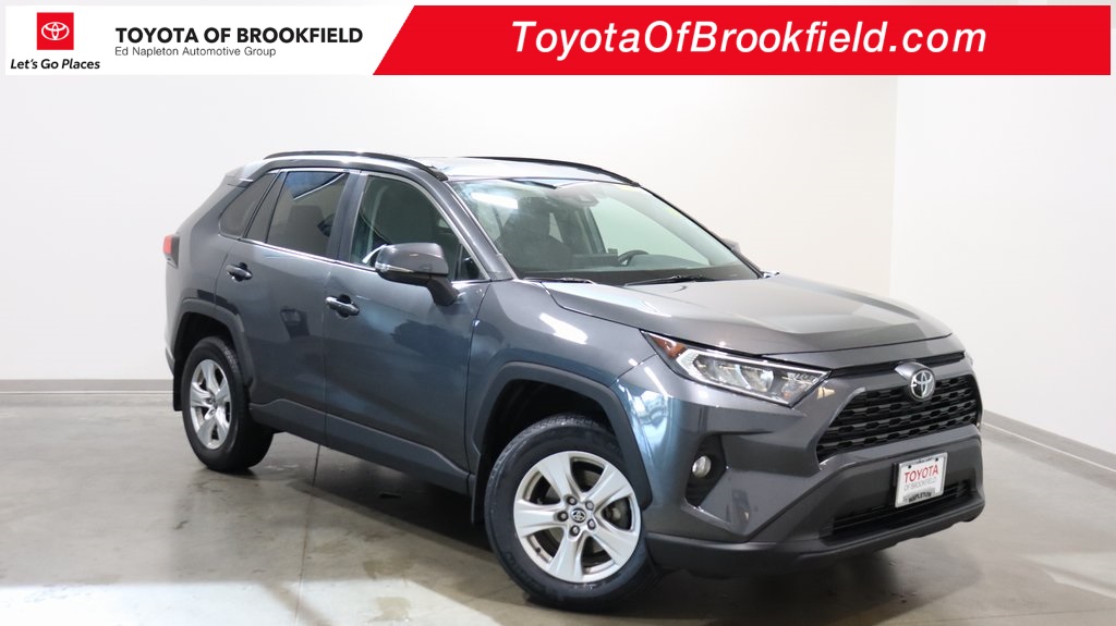 2021 Toyota RAV4 XLE 1