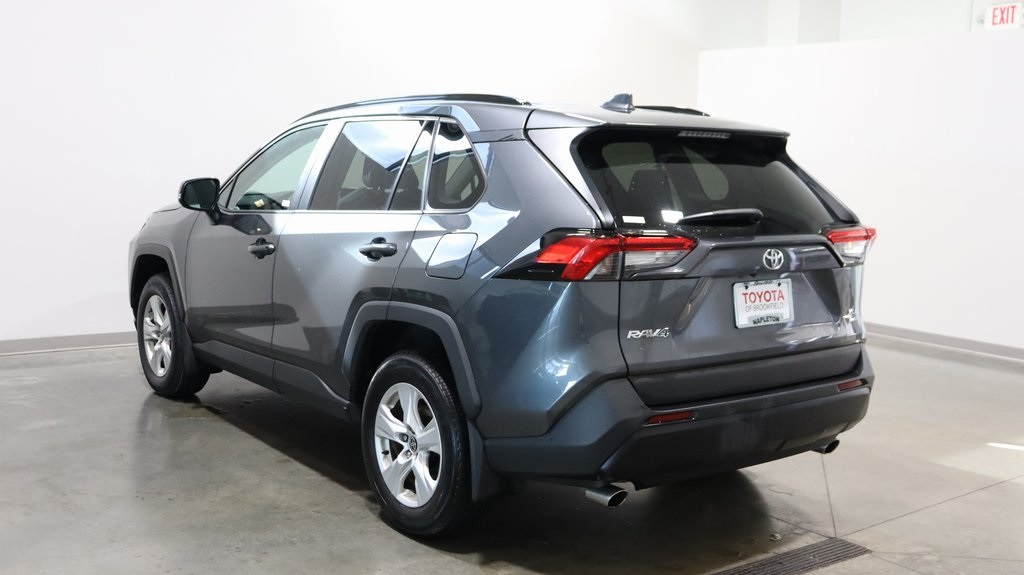 2021 Toyota RAV4 XLE 5