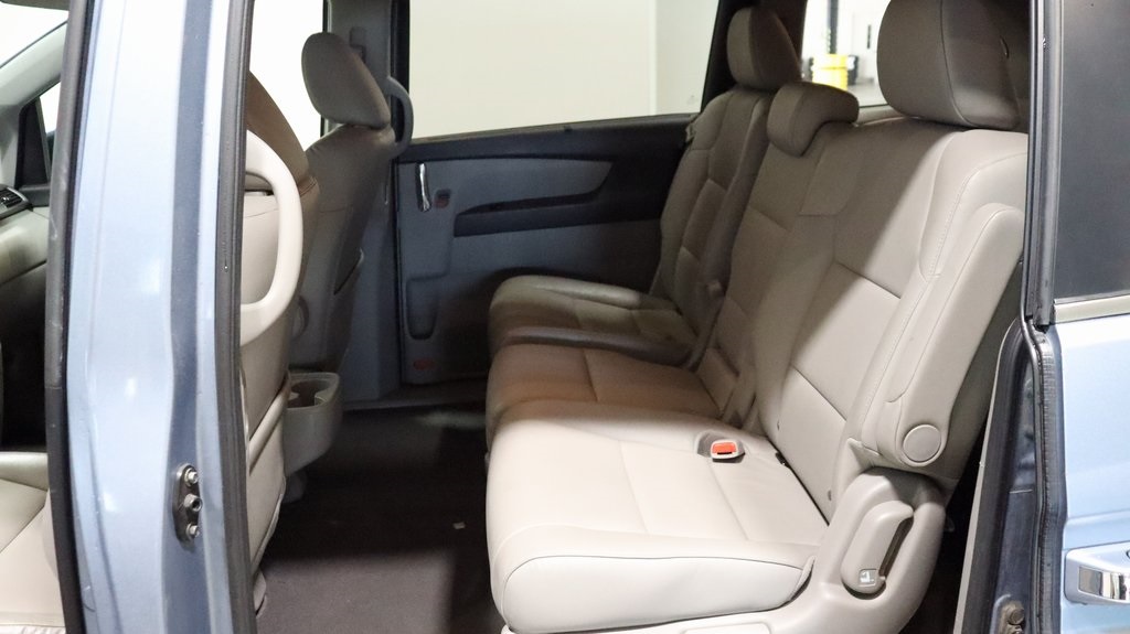 2014 Honda Odyssey EX-L 23