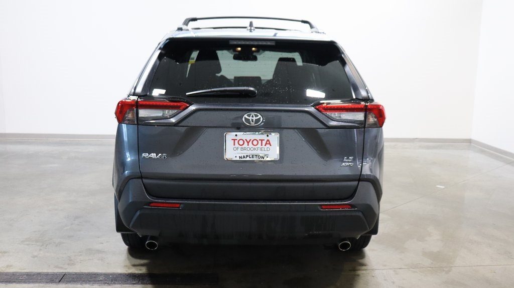 2021 Toyota RAV4 LE 6