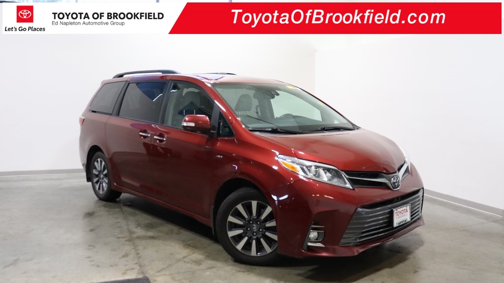 2019 Toyota Sienna Limited Premium 1