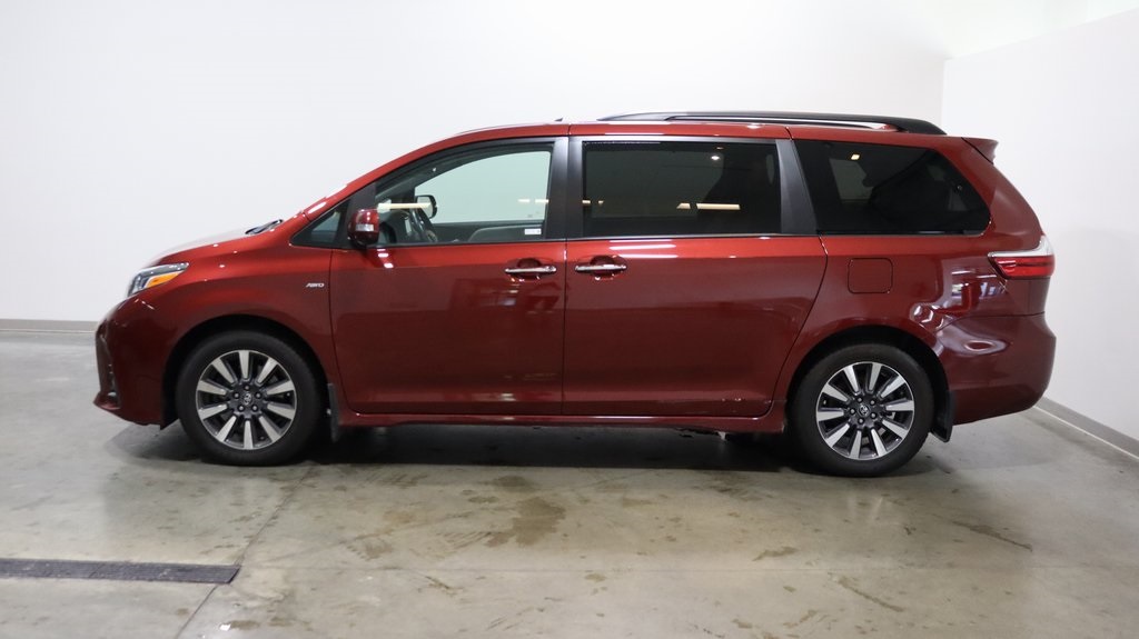 2019 Toyota Sienna Limited Premium 4