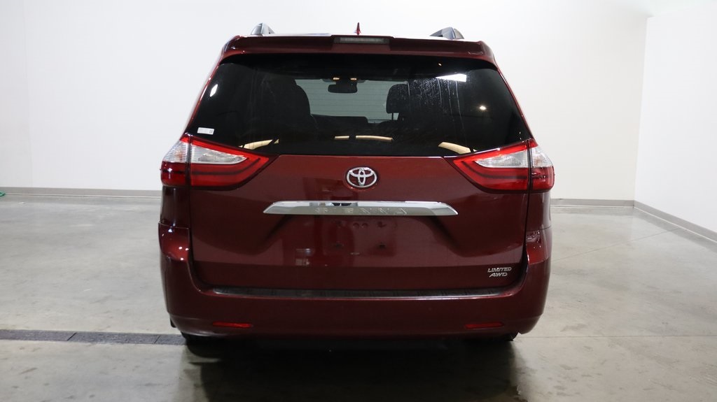 2019 Toyota Sienna Limited Premium 6