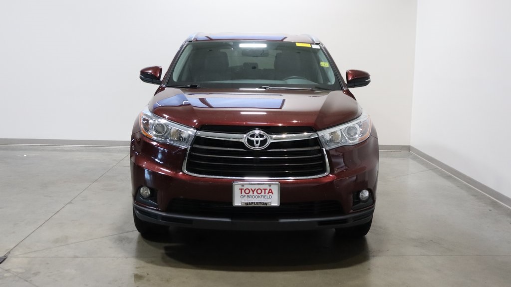 2016 Toyota Highlander XLE V6 2